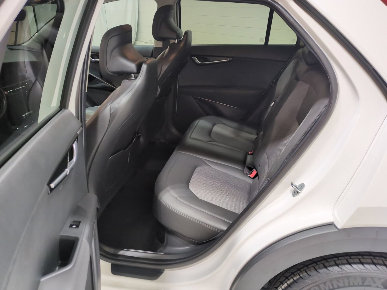 Certified 2024 Kia Niro EX FWD image 13