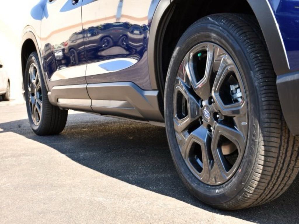 New 2026 Subaru Ascent Bronze Edition image 9