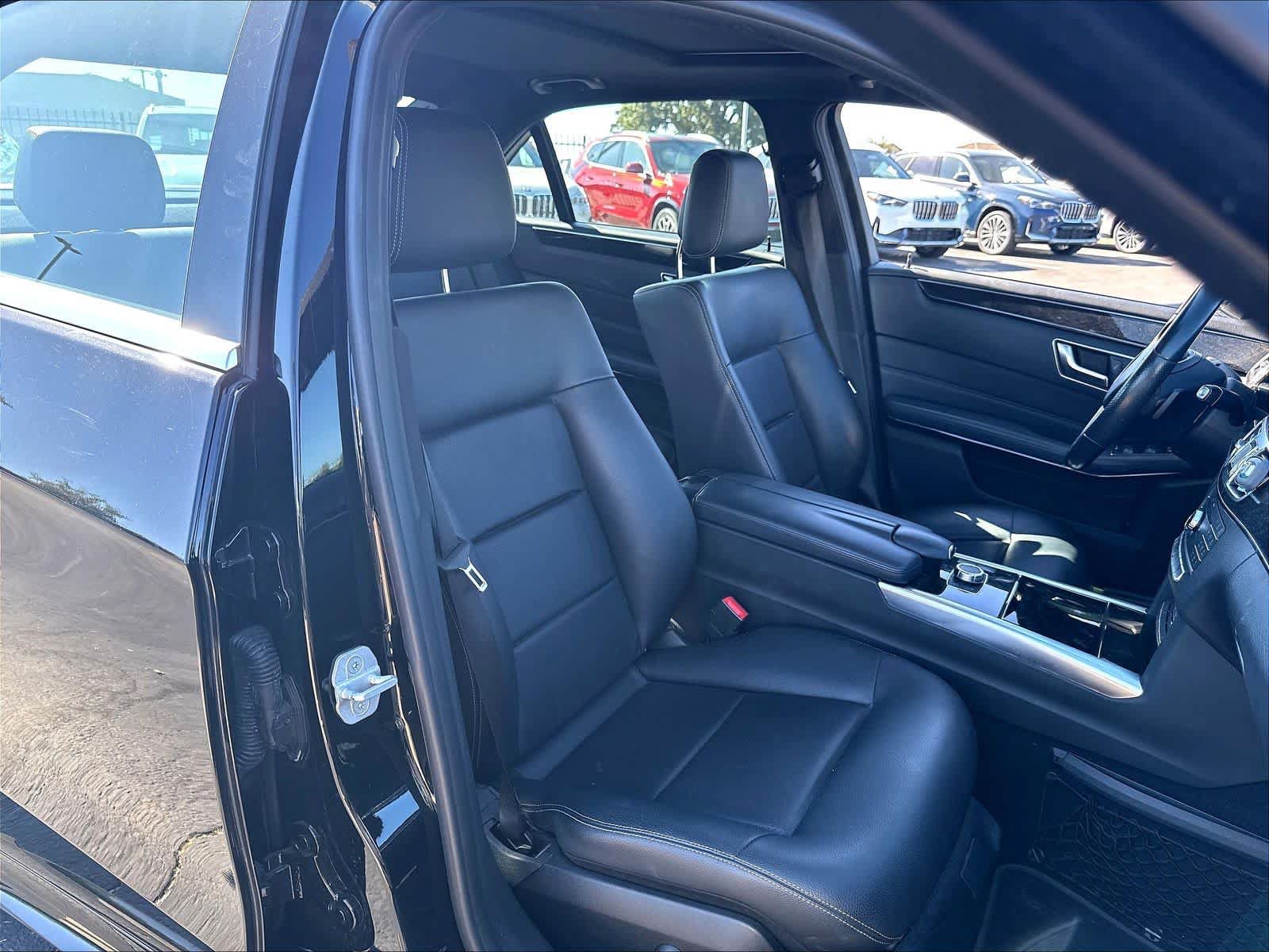 Used 2016 Mercedes-Benz E 350 Sedan image 28