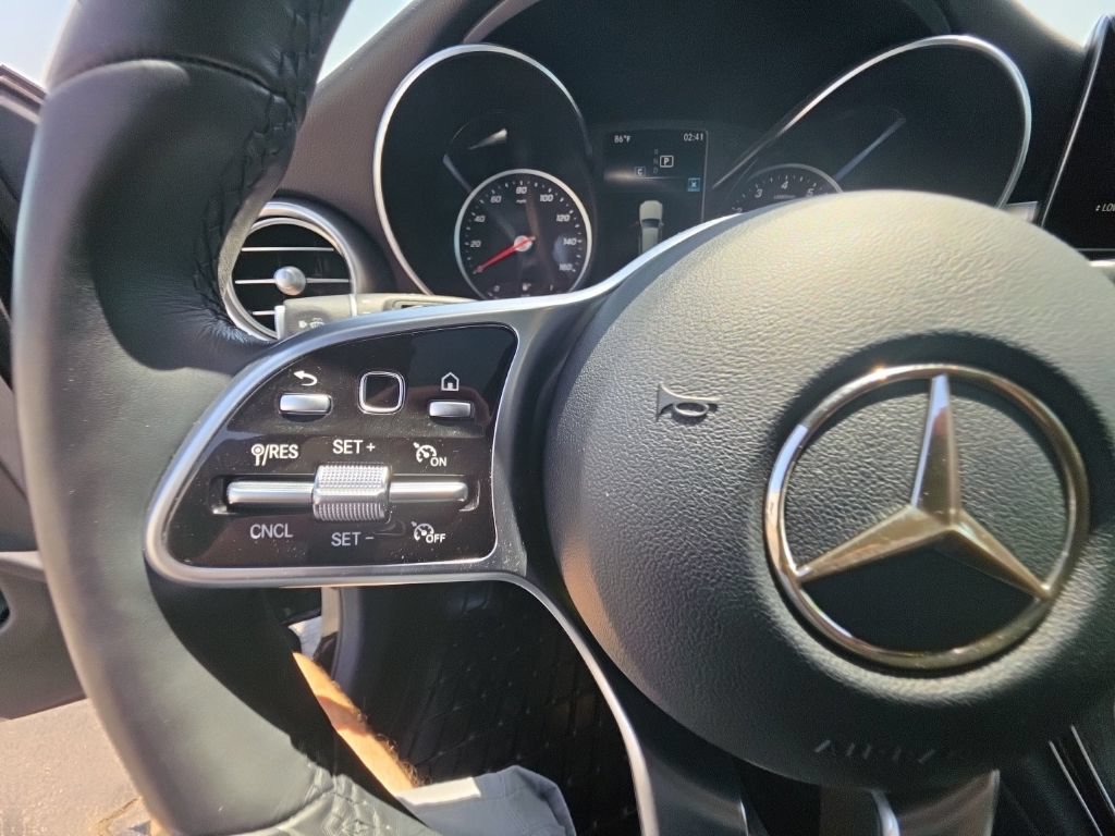 Used 2022 Mercedes-Benz GLC 300 4MATIC image 18