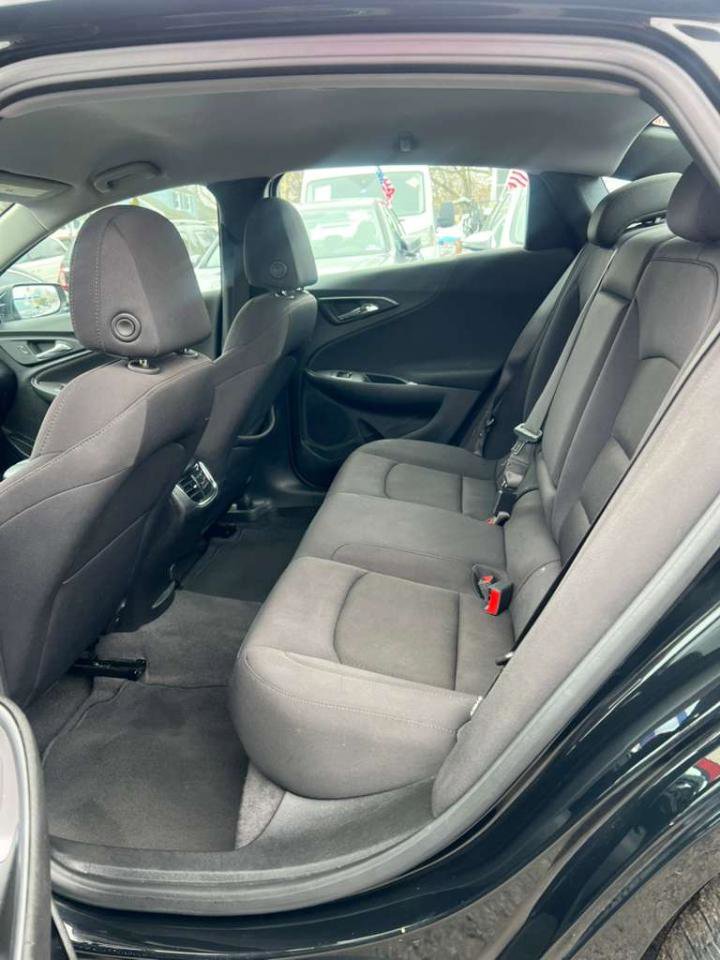 Used 2023 Chevrolet Malibu LT image 18