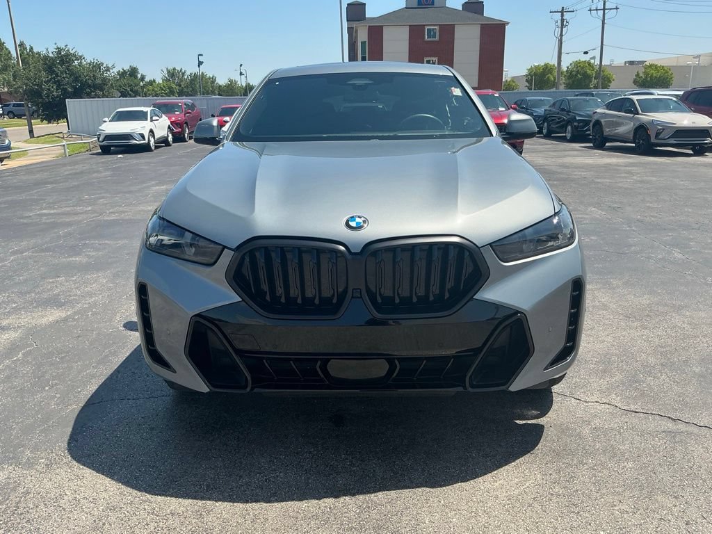 Used 2024 BMW X6 xDrive40i w/ M Sport Professional Package AWD/4WD image 3