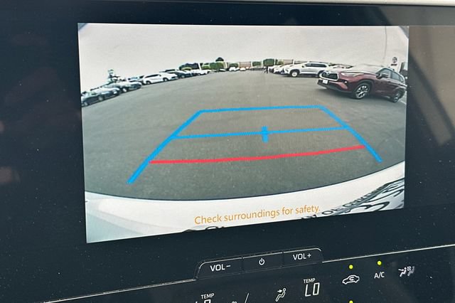 Certified 2025 Toyota bZ4X FWD image 24