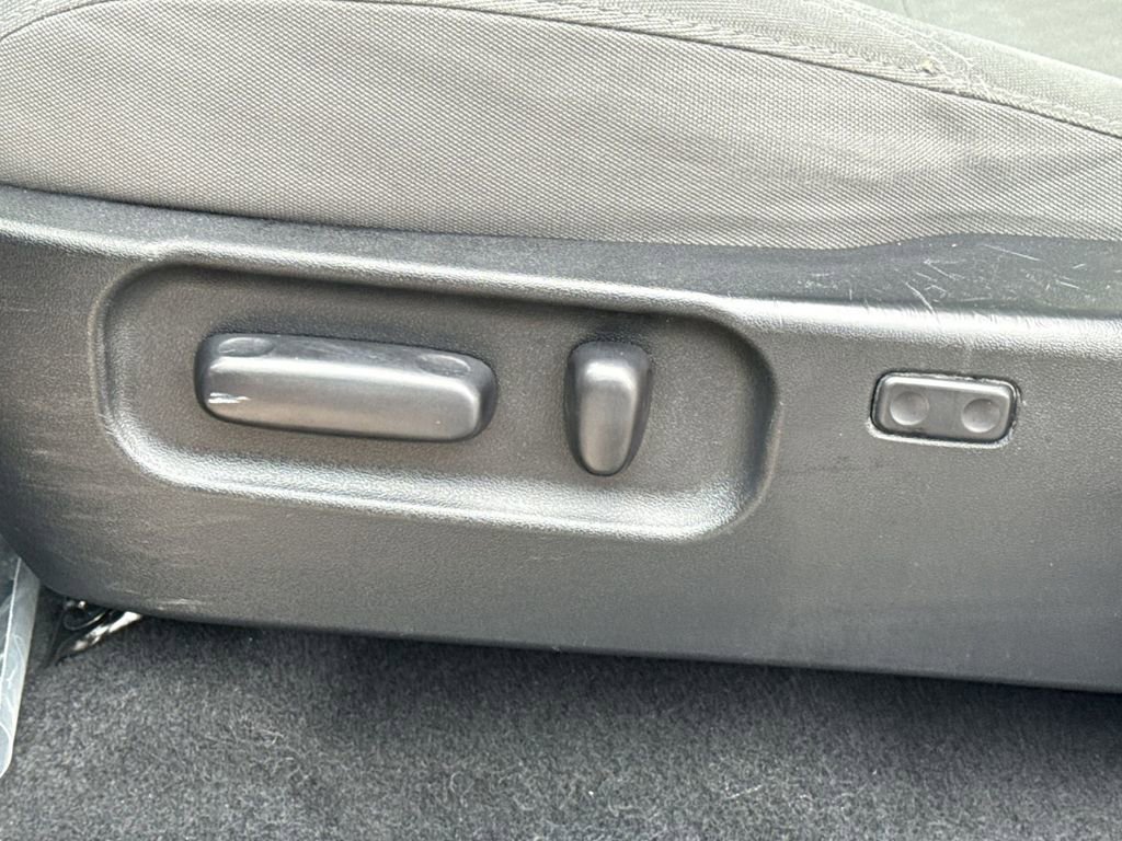 Used 2020 Toyota Tacoma SR5 image 14