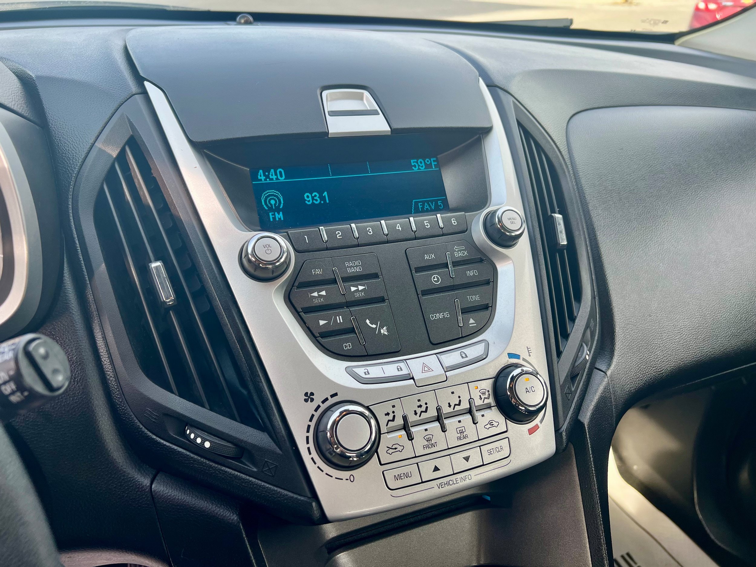 Used 2013 Chevrolet Equinox LS FWD image 14