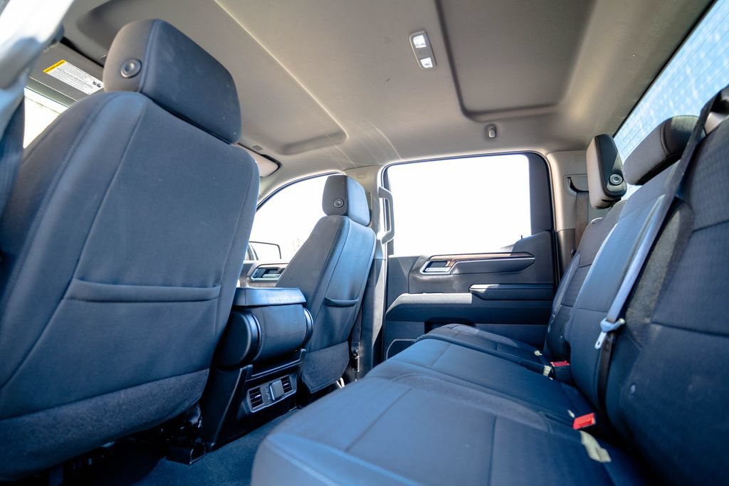 Certified 2025 Chevrolet Silverado 1500 LT AWD/4WD image 36