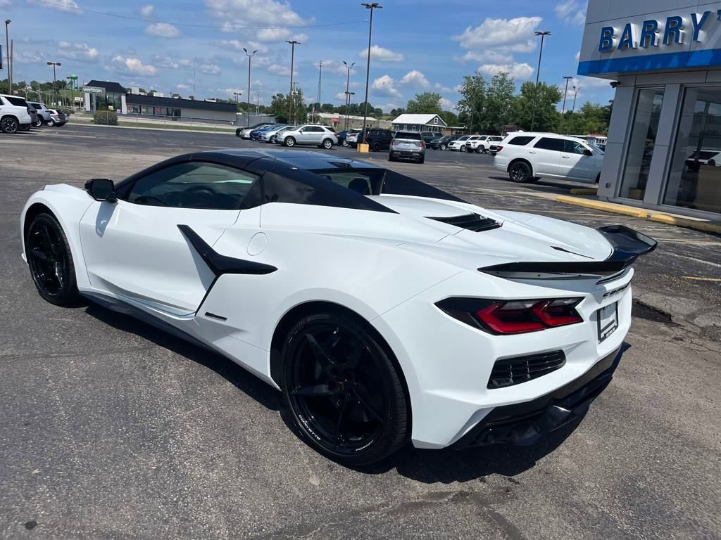 New 2025 Chevrolet Corvette E-Ray w/ Battery Protection Package image 3