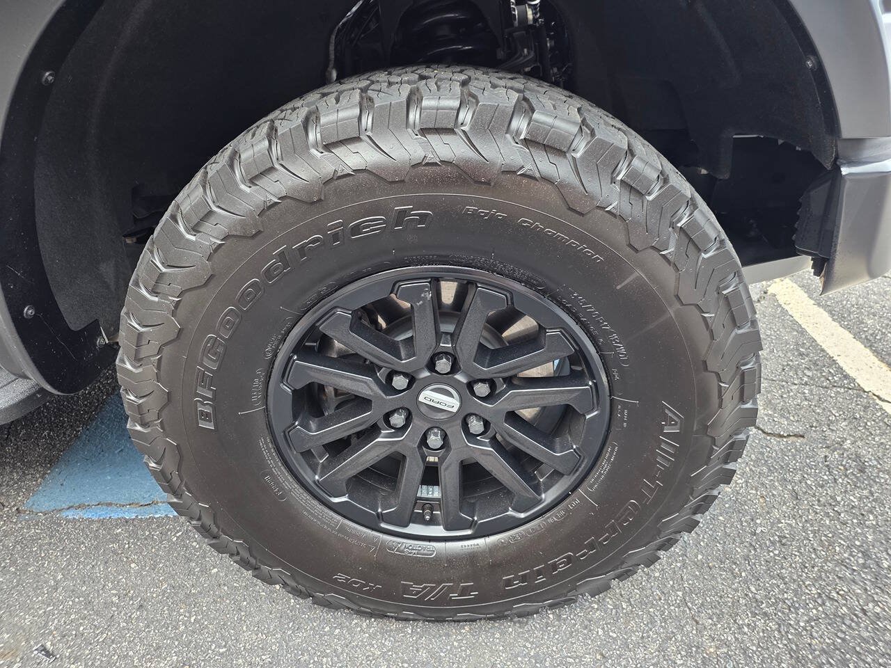 Used 2025 Ford F150 Raptor AWD/4WD image 34