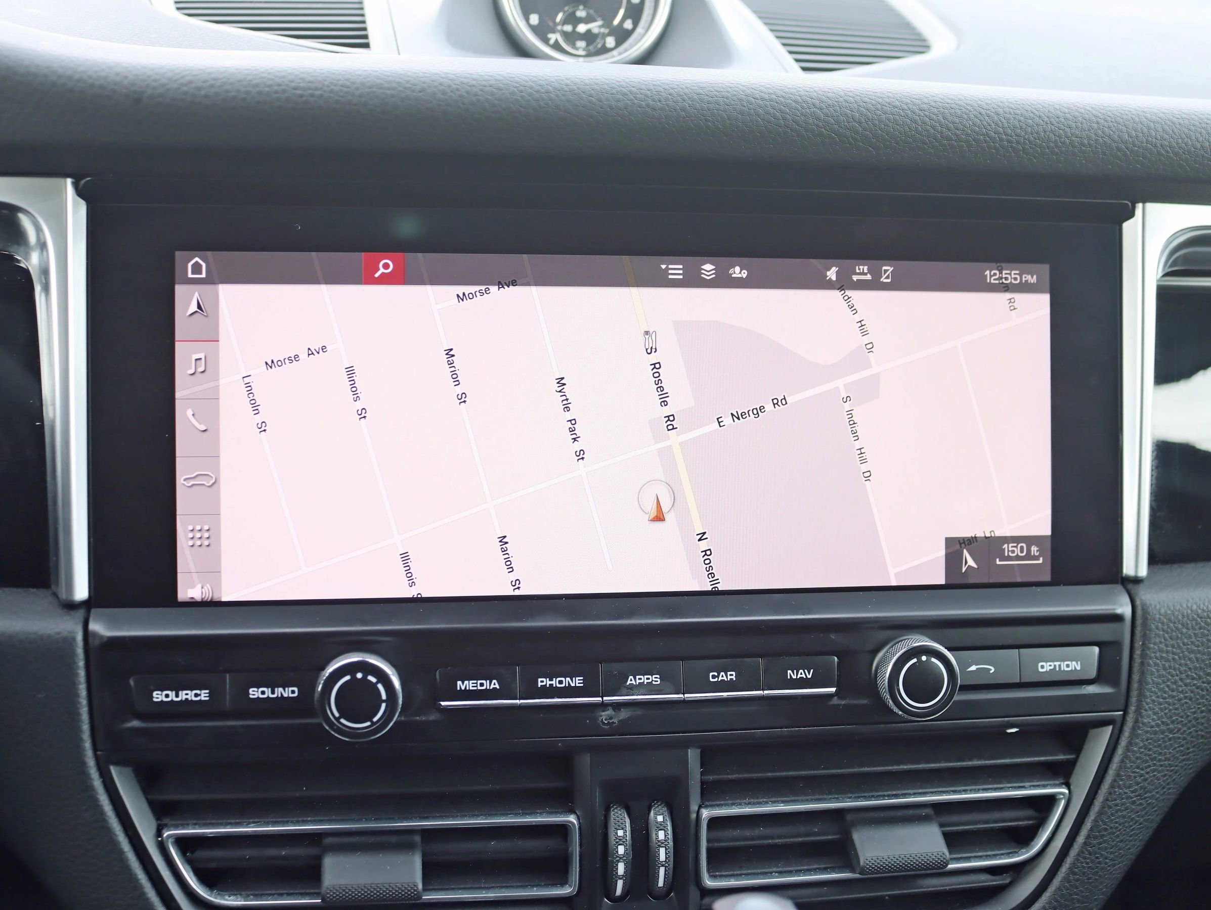 Used 2020 Porsche Macan Sport Edition image 18