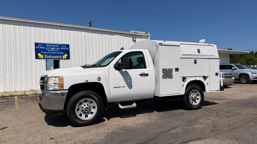 Used 2013 Chevrolet Silverado 3500 W/T RWD image 1