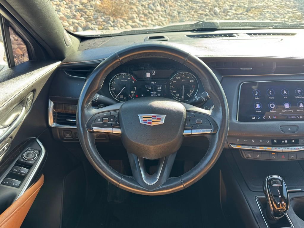 Used 2020 Cadillac XT4 Premium Luxury image 11