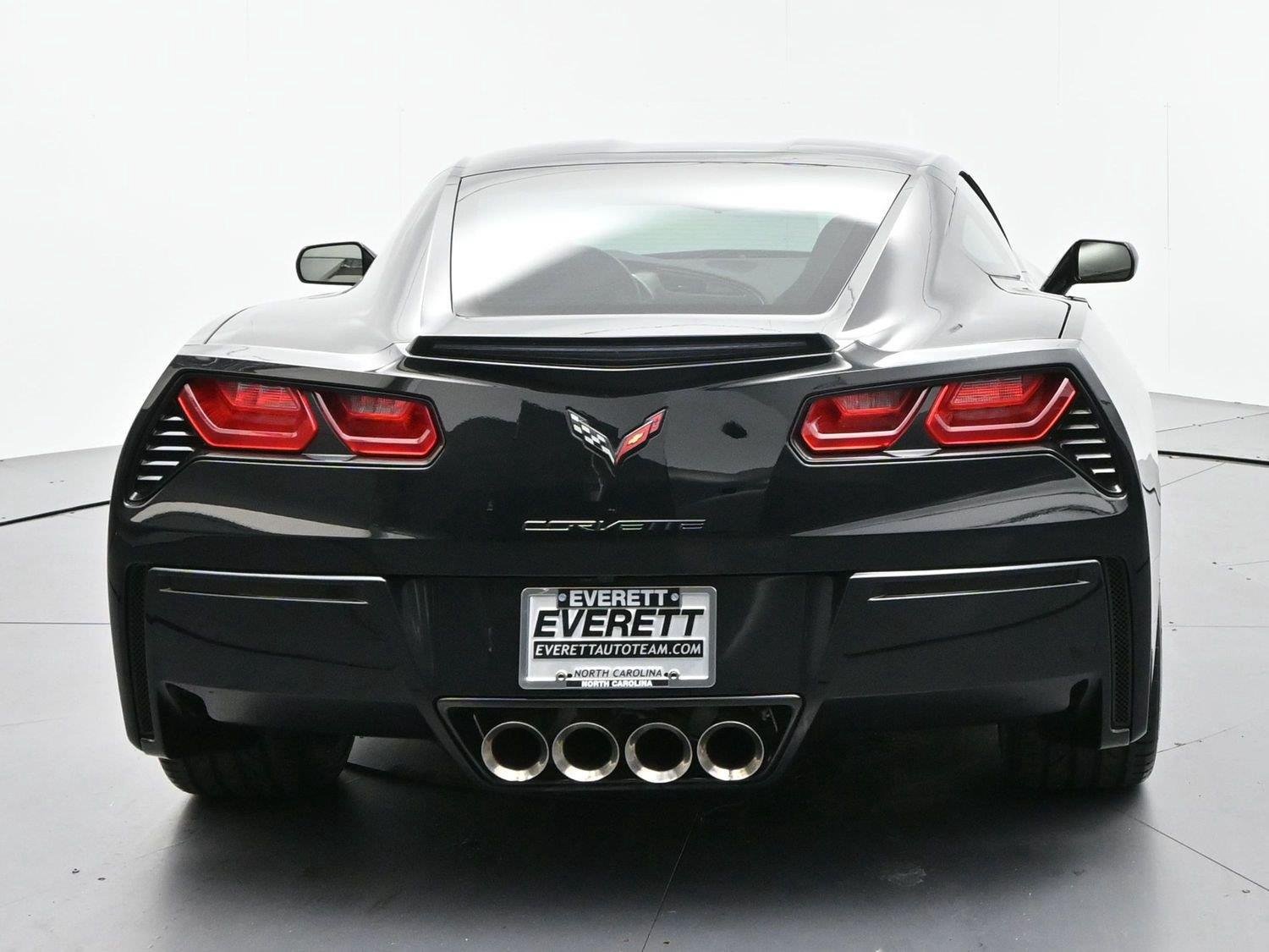 Used 2019 Chevrolet Corvette Stingray Coupe w/ Carbon Flash Badge Package RWD image 5