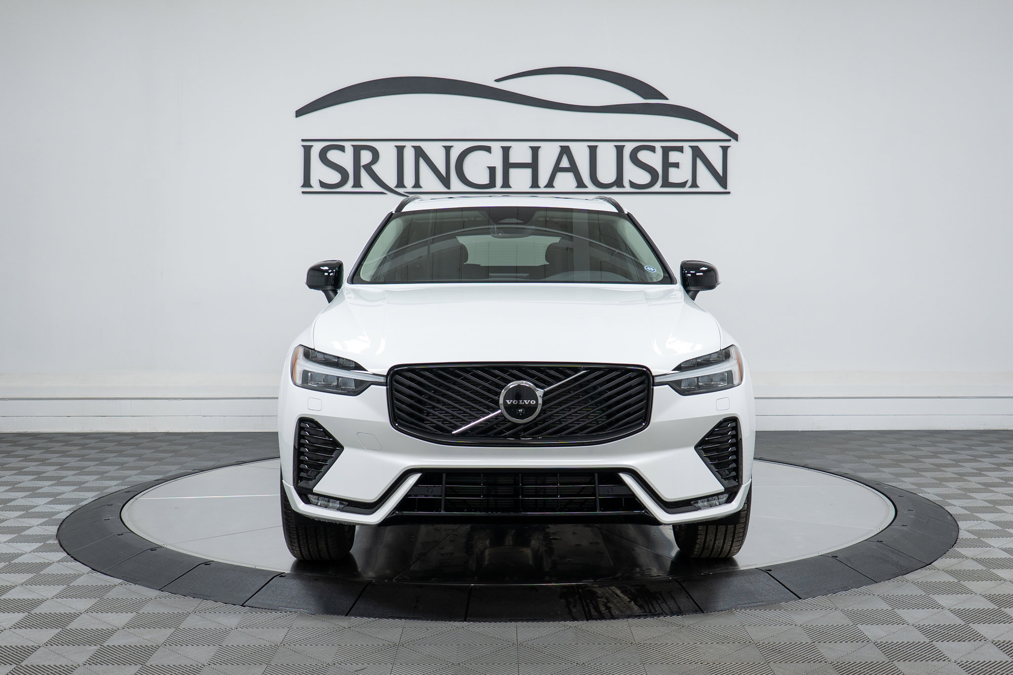 New 2026 Volvo XC60 B5 Core w/ Climate Package image 2