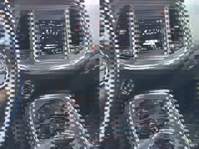 Used 2021 Dodge Challenger SXT image 20