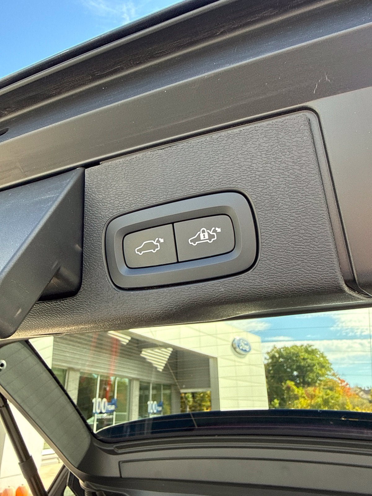 Used 2024 Volvo XC60 B5 Core w/ Climate Package AWD/4WD image 20