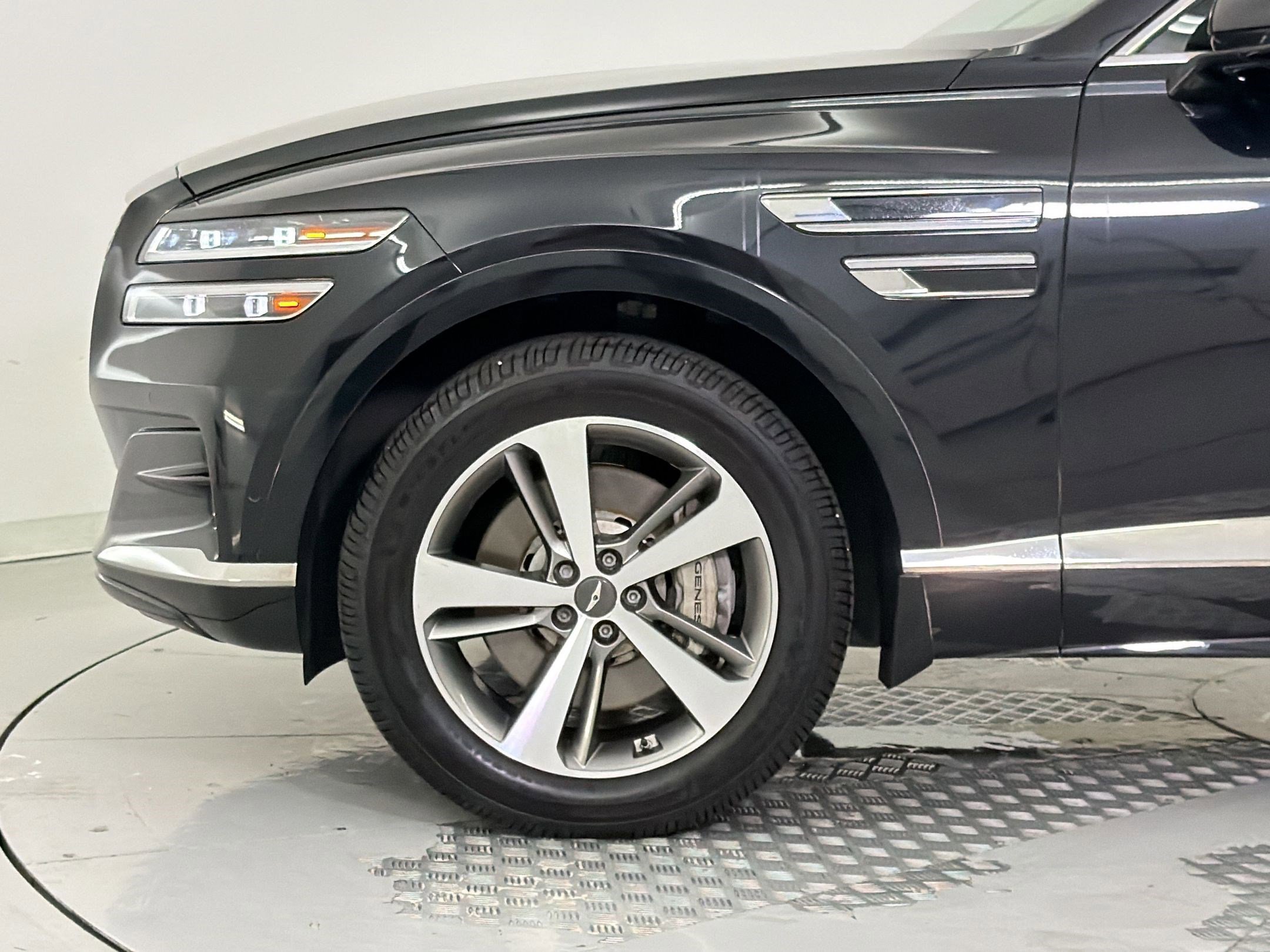 Used 2021 Genesis GV80 3.5T w/ Advanced Package 06 image 12