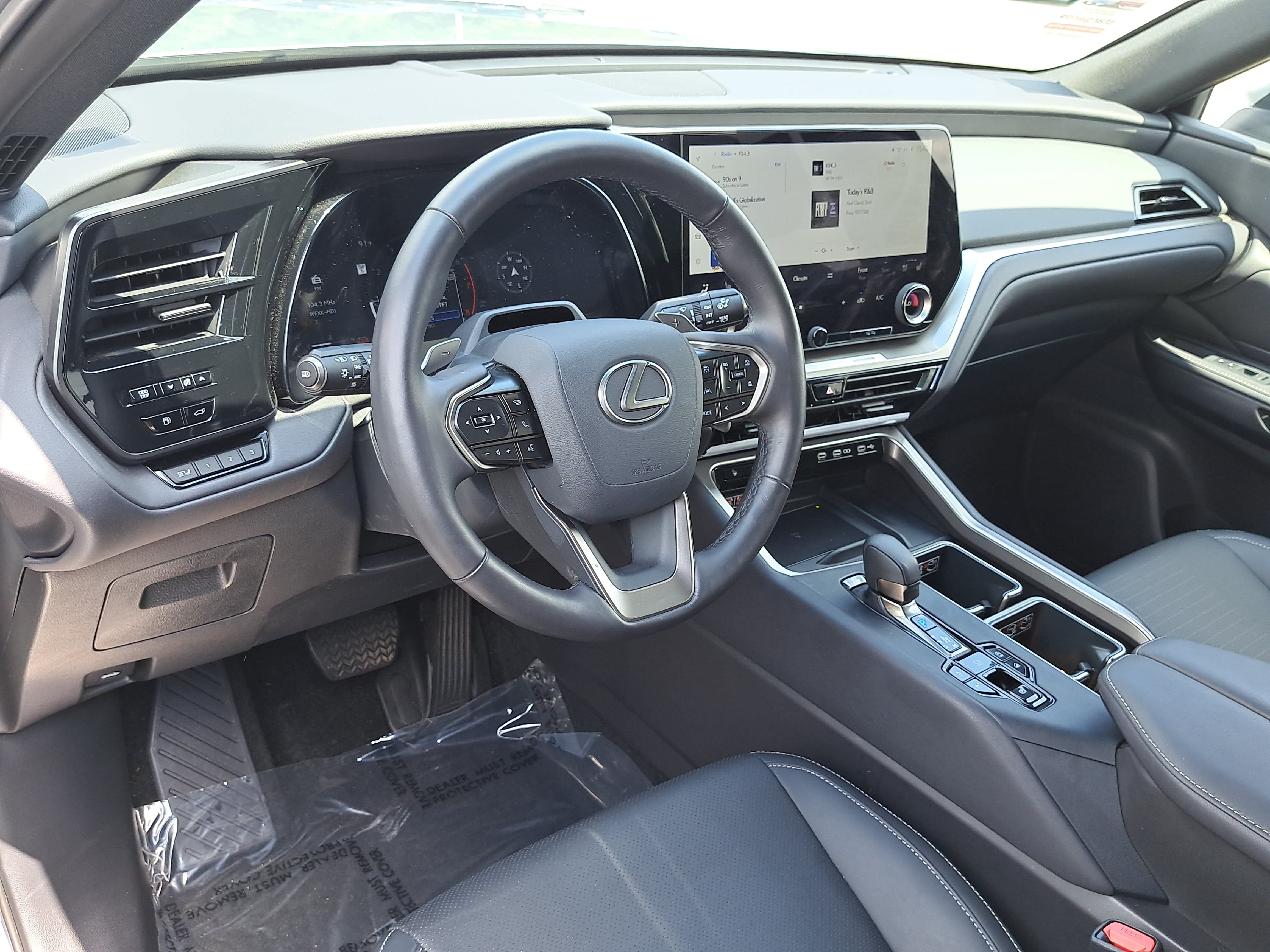 Used 2025 Lexus TX 350 AWD w/ Technology Package image 17