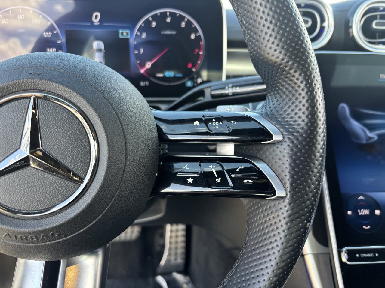 Used 2022 Mercedes-Benz C 300 Sedan image 28