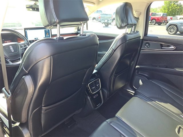 Certified 2022 Lincoln Nautilus Reserve w/ Equipment Group 201A image 24