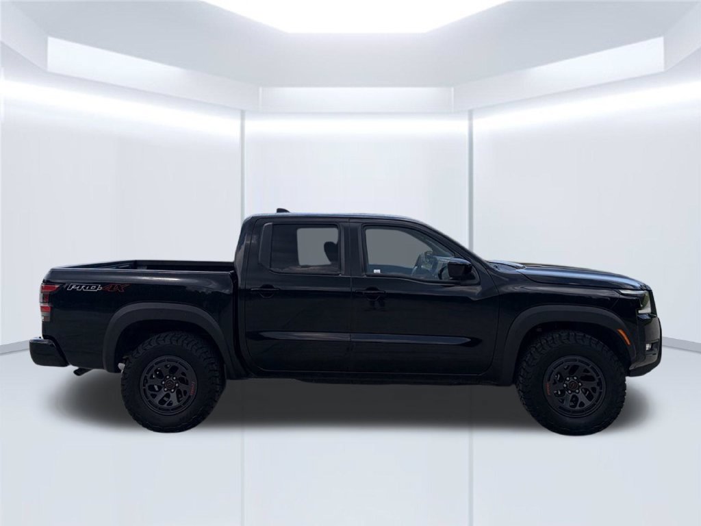 Used 2026 Nissan Frontier PRO-4X AWD/4WD image 4