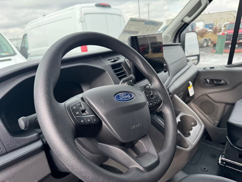 New 2026 Ford Transit 250 148 Medium Roof RWD image 22