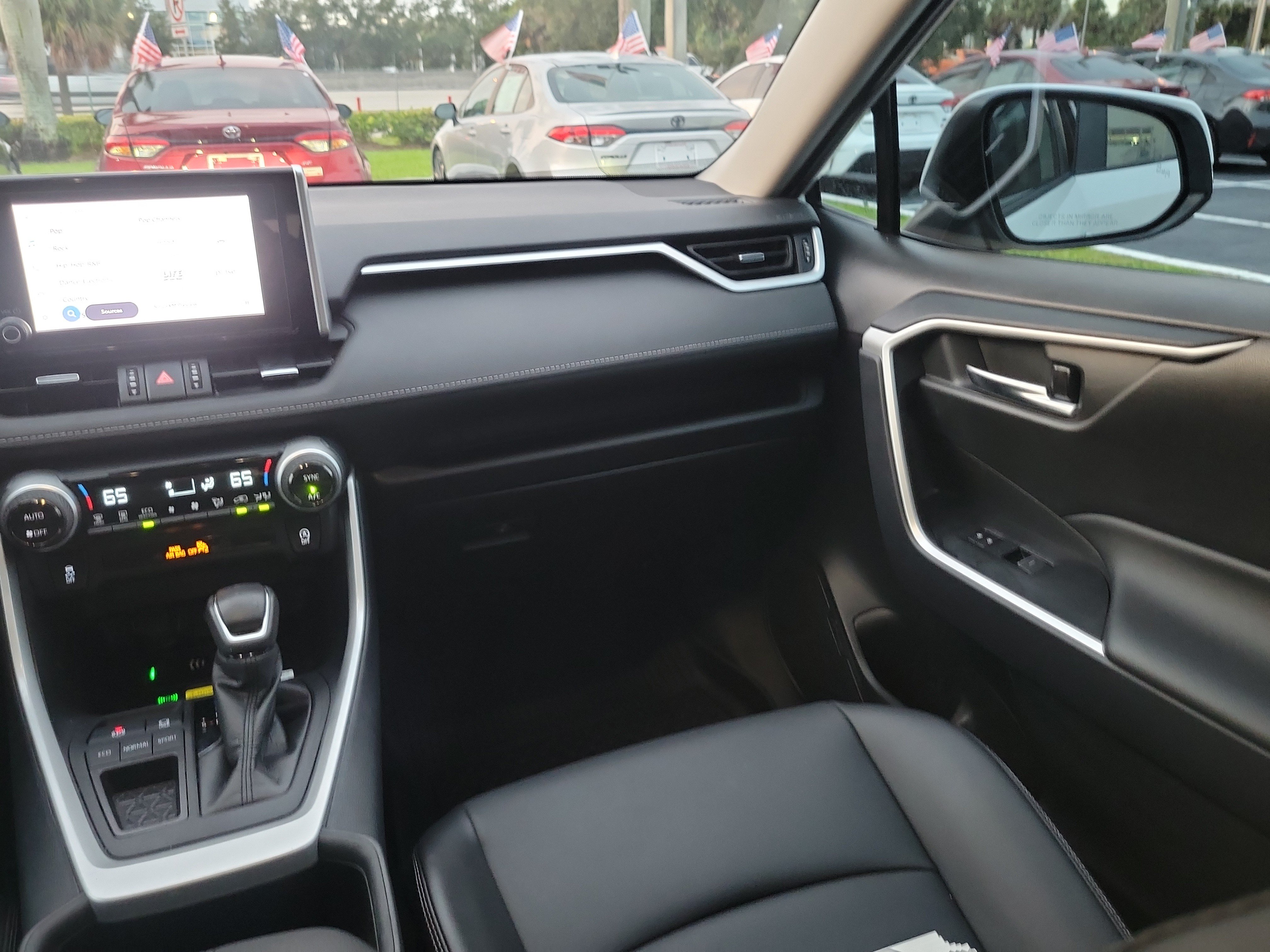 Used 2024 Toyota RAV4 XLE Premium FWD image 17