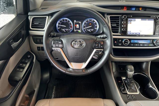 Certified 2018 Toyota Highlander XLE image 15