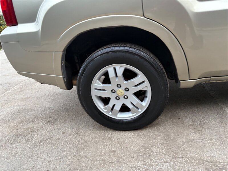 Used 2008 Mitsubishi Endeavor LS FWD image 25