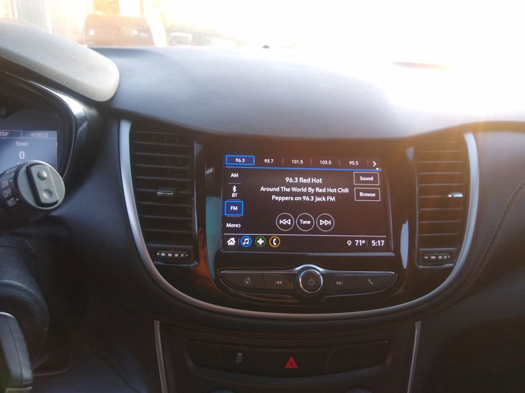 Used 2018 Chevrolet Trax LS image 14