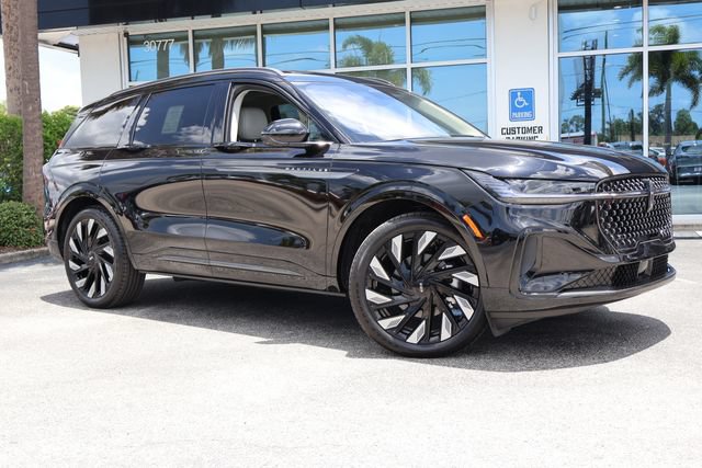 New 2026 Lincoln Nautilus Reserve AWD/4WD image 2