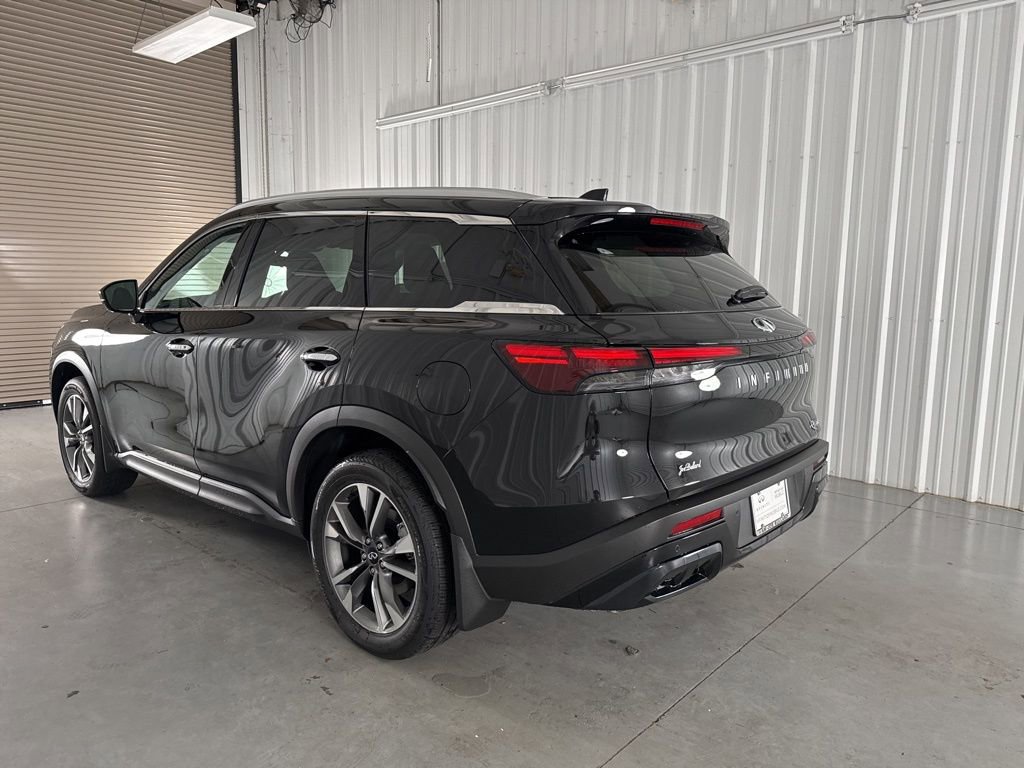 Certified 2025 INFINITI QX60 Luxe w/ Vision Package image 19