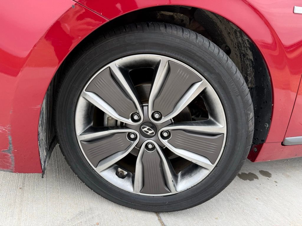 Used 2019 Hyundai Ioniq Limited image 9