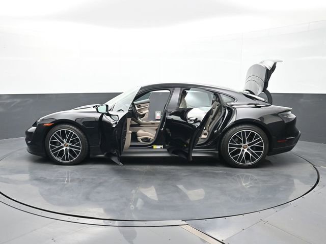 Certified 2022 Porsche Taycan image 30