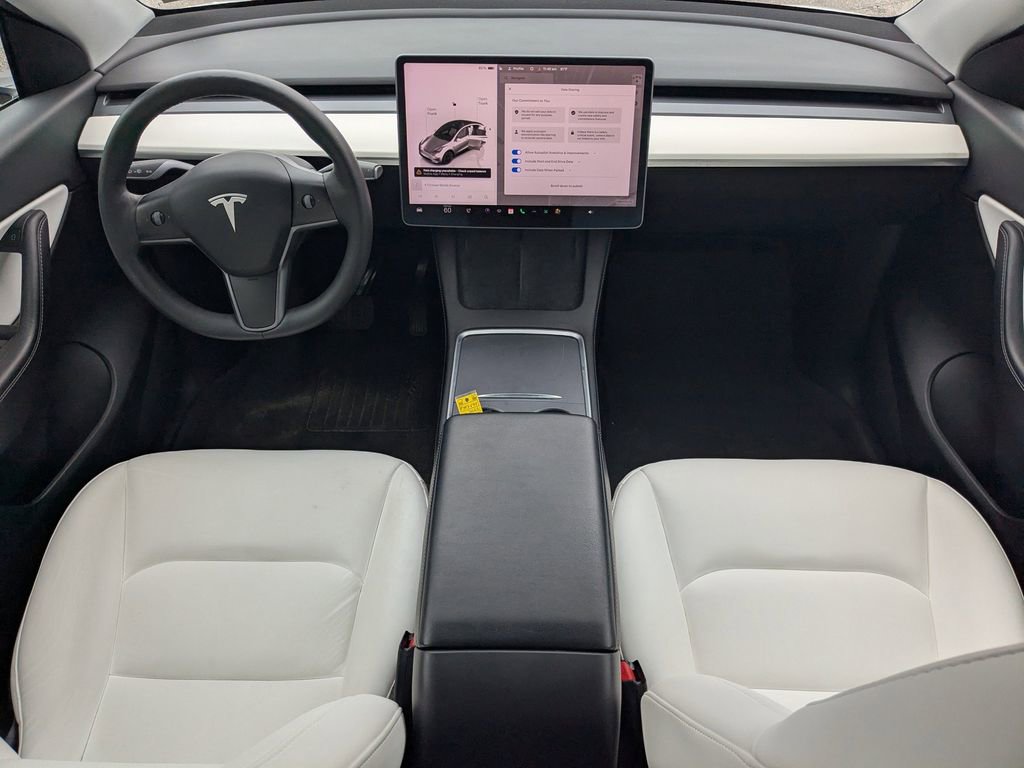 Used 2022 Tesla Model Y Long Range AWD/4WD image 12