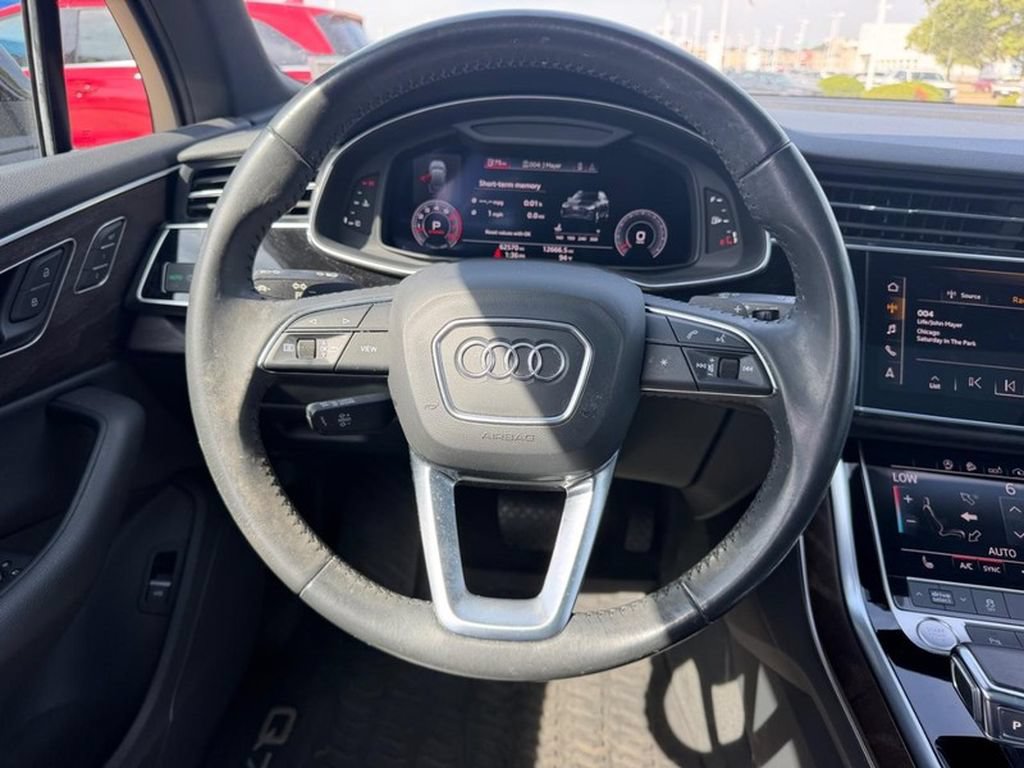 Used 2020 Audi Q7 3.0T Premium AWD/4WD image 13