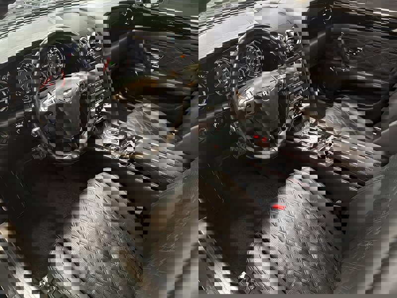 Used 2015 Bentley Flying Spur V8 image 14