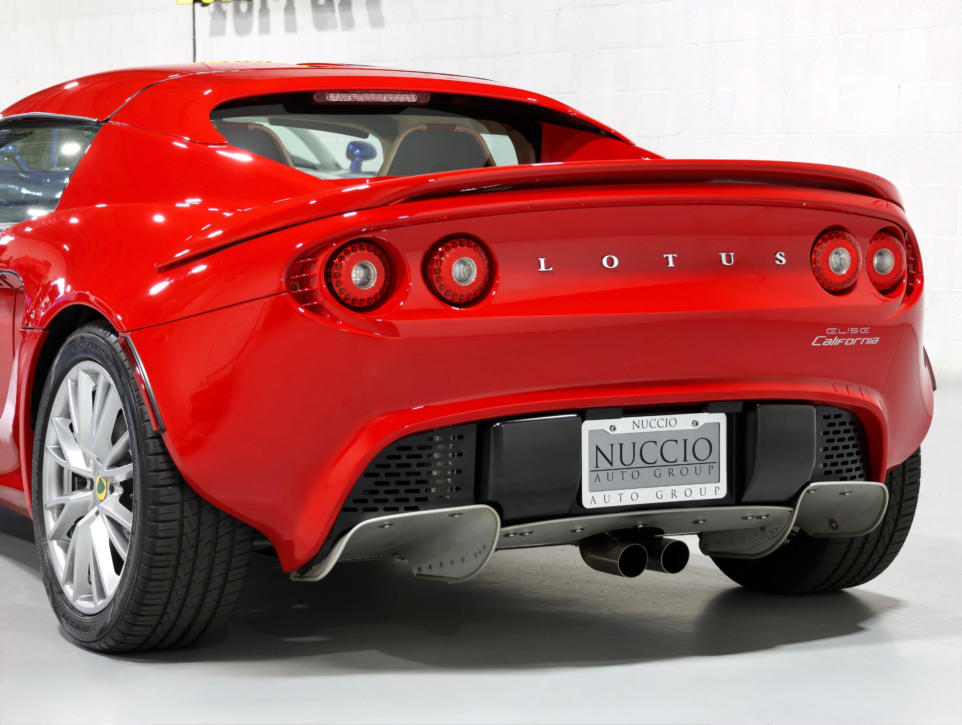 Used 2008 Lotus Elise RWD image 22