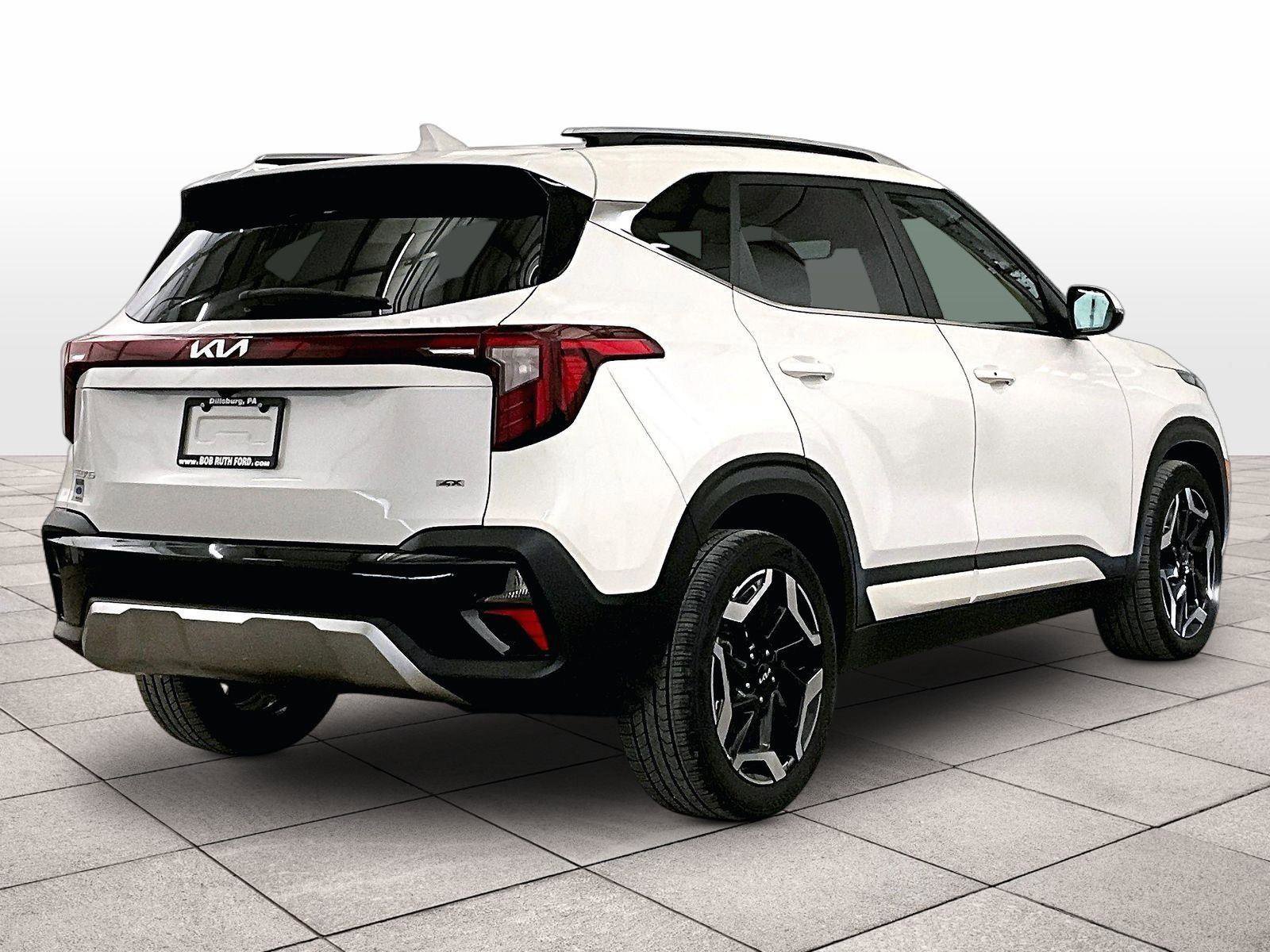 Used 2024 Kia Seltos SX AWD/4WD image 11