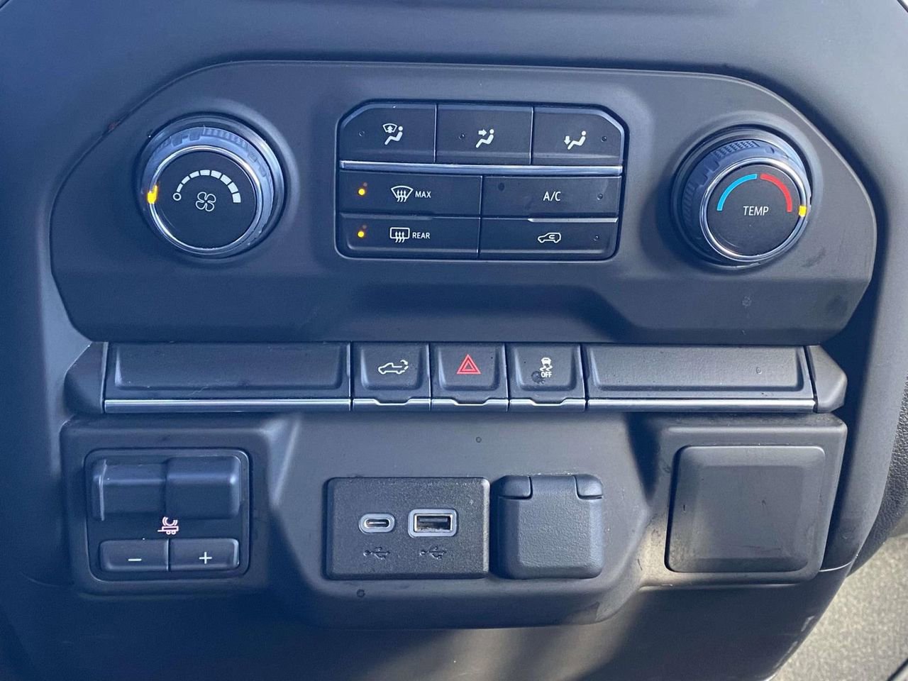 Used 2023 Chevrolet Silverado 2500 Custom w/ Custom Convenience Package image 25