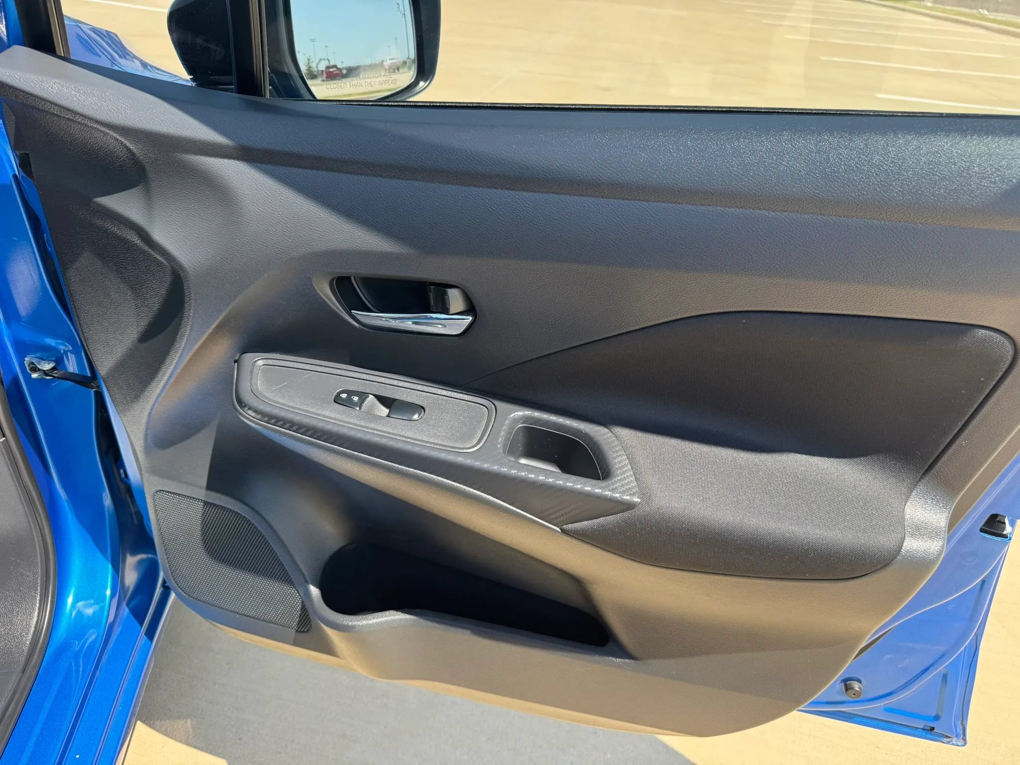 Used 2021 Nissan Versa SV FWD image 31