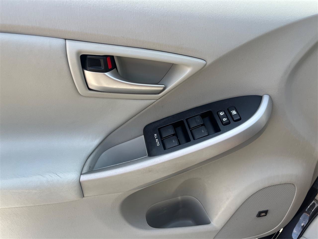 Used 2012 Toyota Prius Four FWD image 19