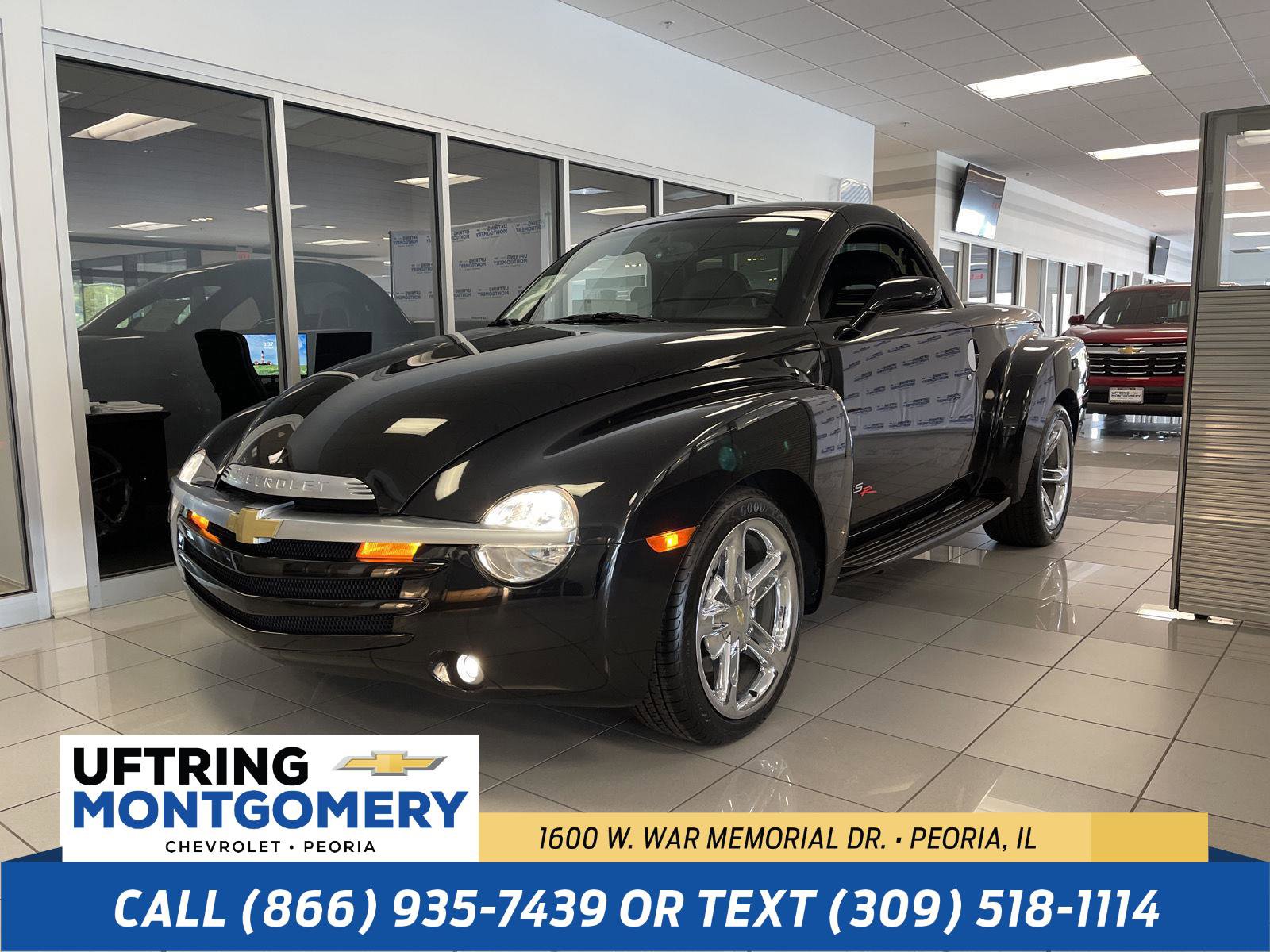 Used 2005 Chevrolet SSR w/ Preferred Equipment Group RWD image 1
