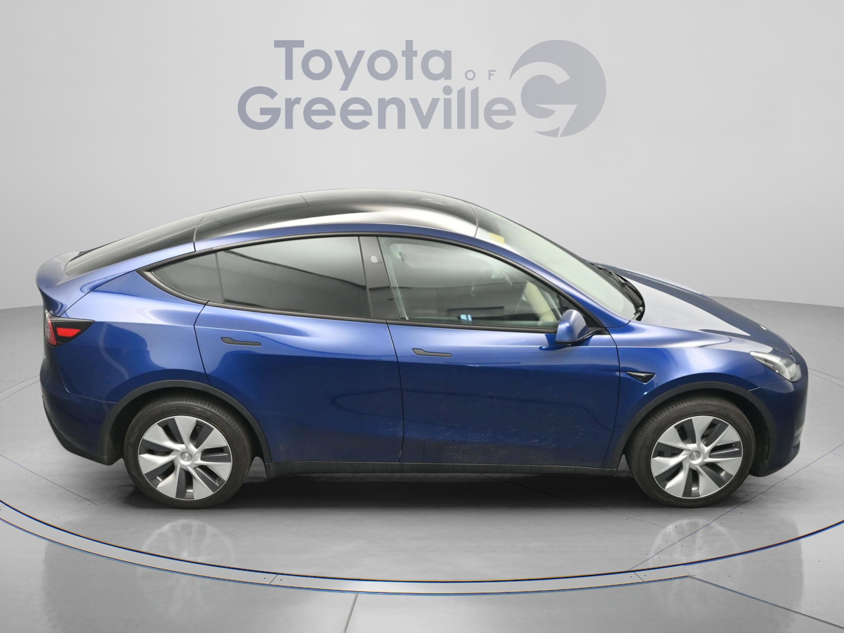 Used 2024 Tesla Model Y Long Range image 18
