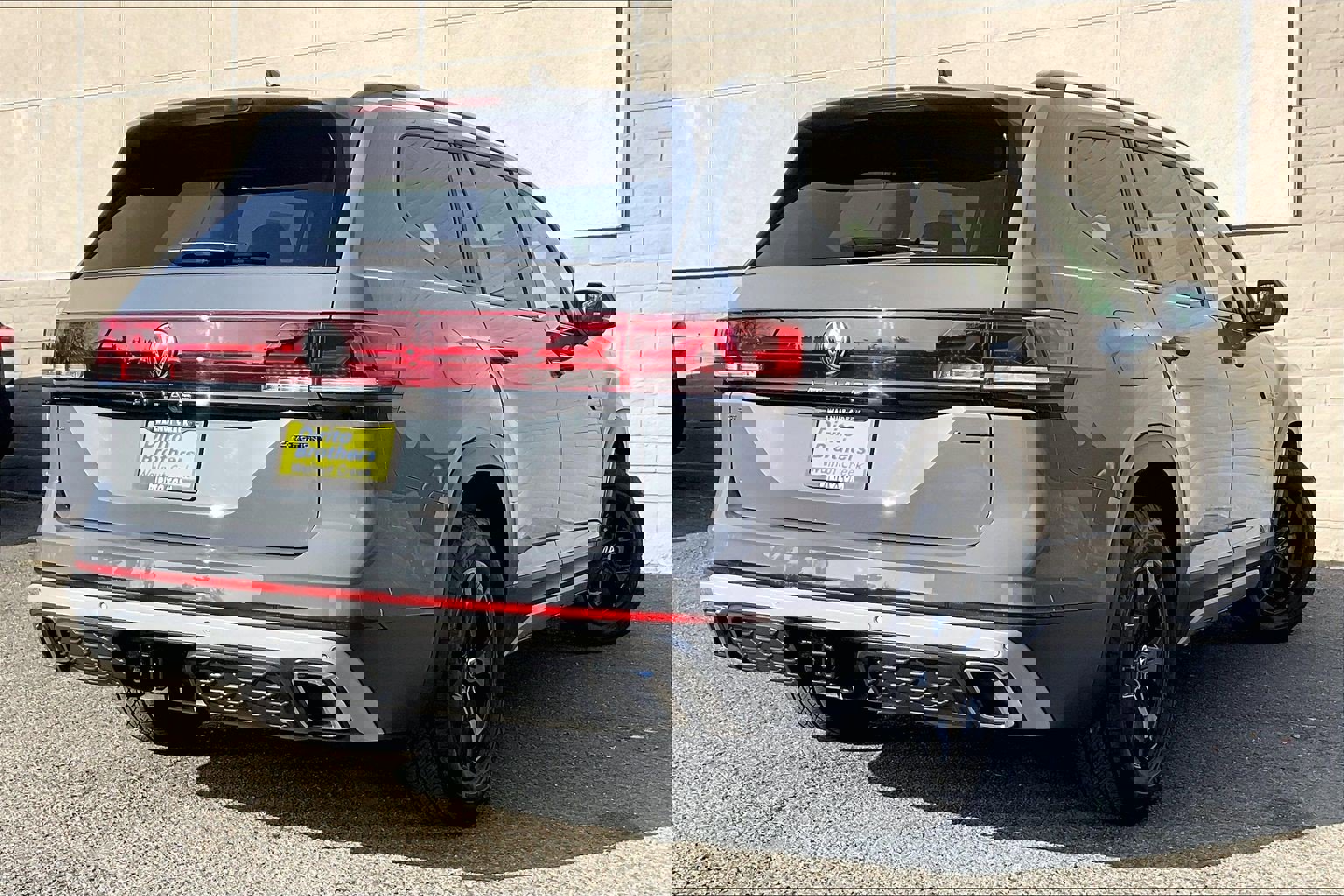 Certified 2024 Volkswagen Atlas Peak Edition SE image 13