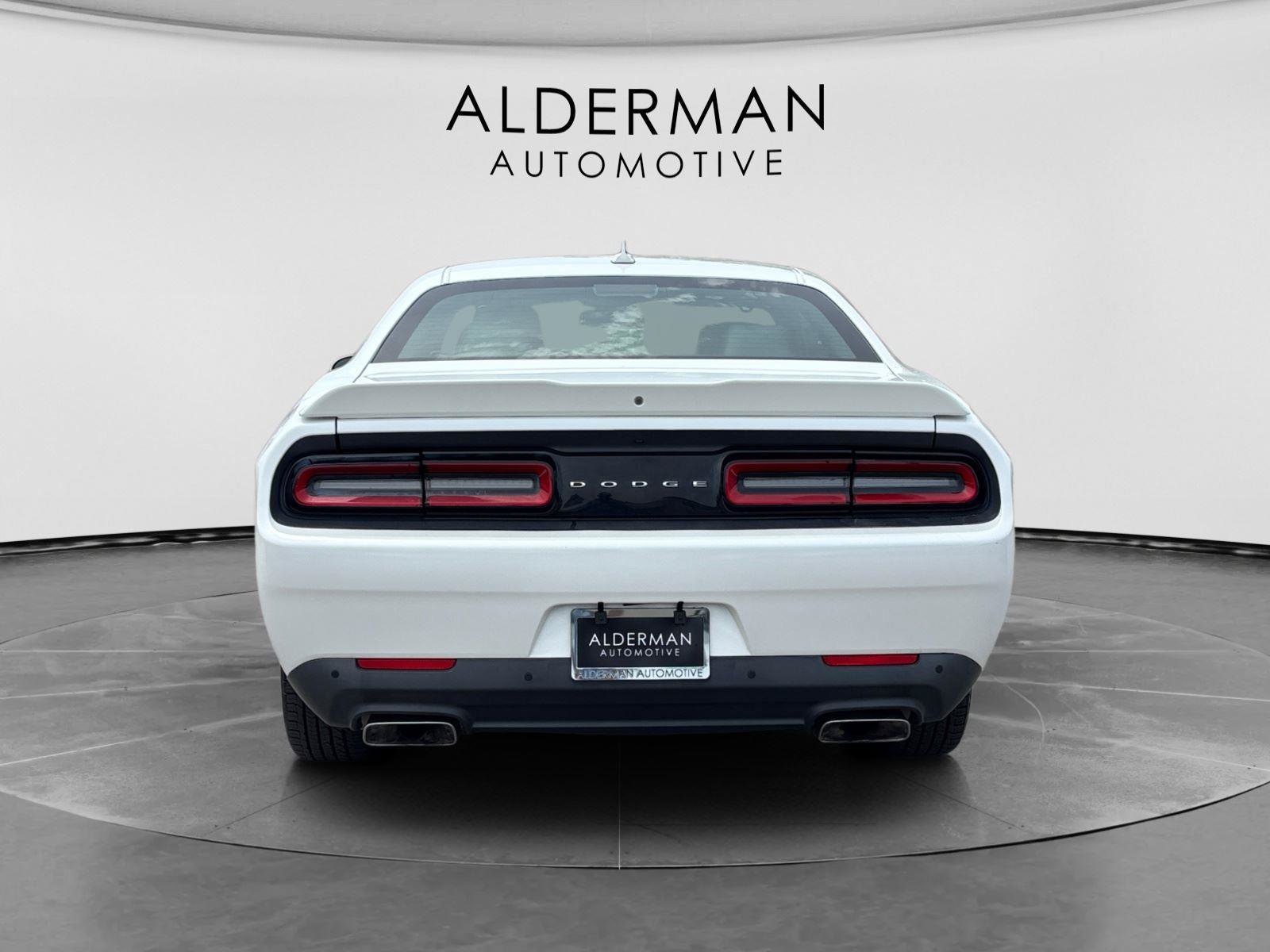 Used 2015 Dodge Challenger R/T Plus RWD image 4