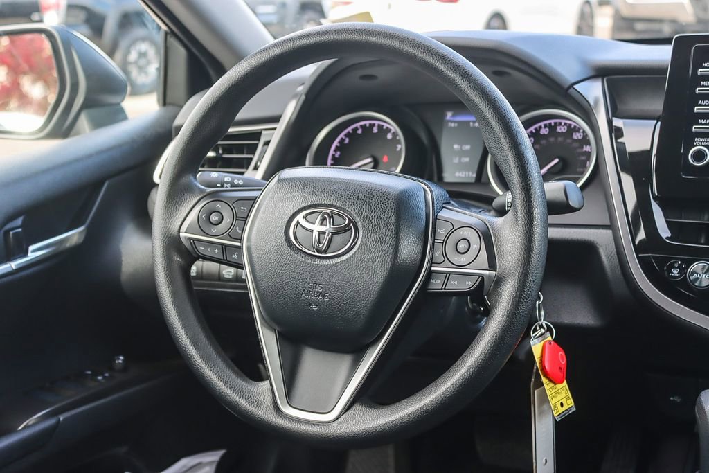 Used 2023 Toyota Camry LE image 20