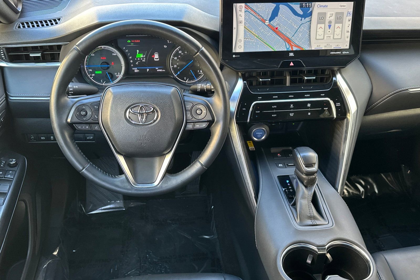 Used 2021 Toyota Venza XLE image 16