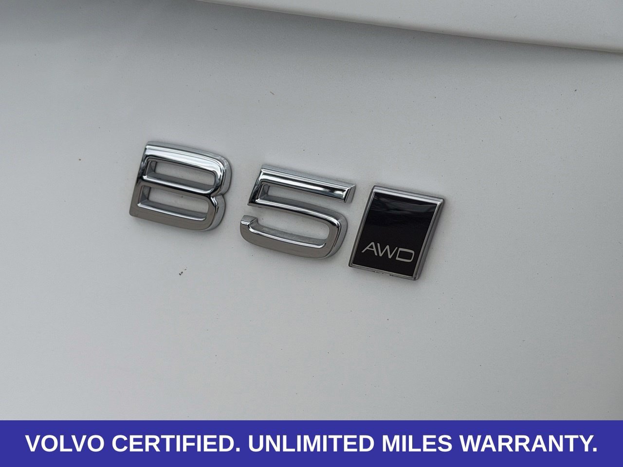 Certified 2025 Volvo XC90 B5 Core AWD/4WD image 12