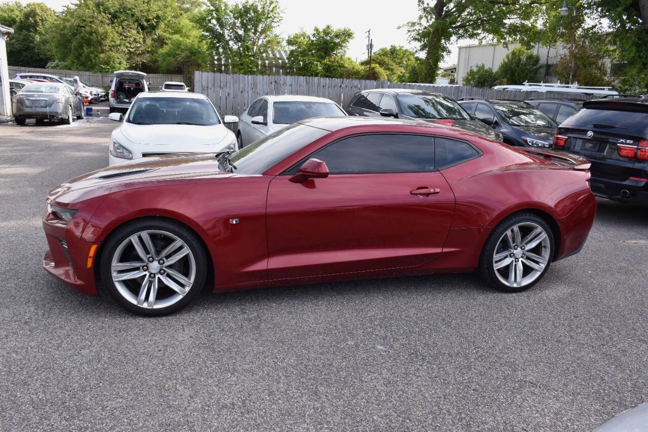 Used 2016 Chevrolet Camaro SS RWD image 4