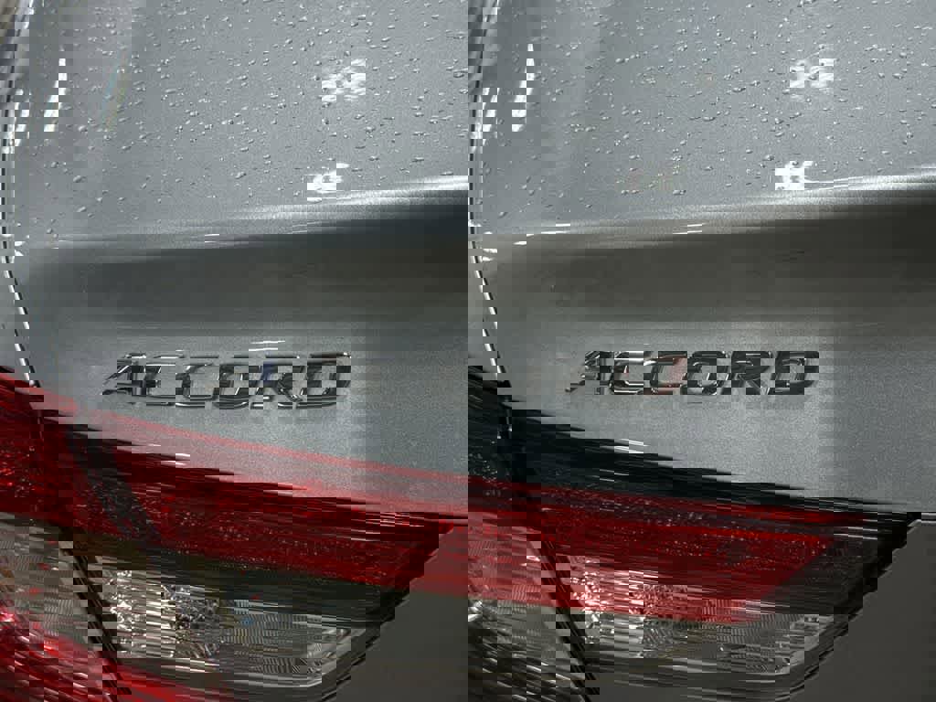 Used 2018 Honda Accord LX image 23